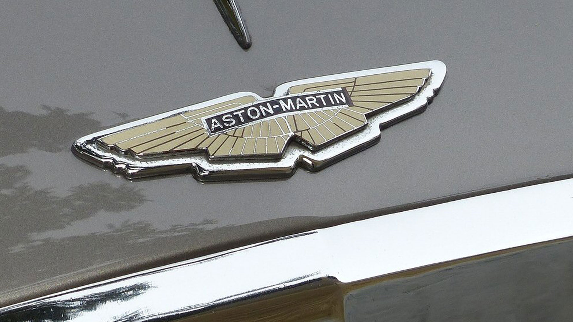 Aston Martin Badge - MAT Foundry
